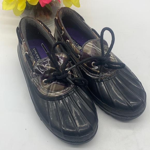 Sperry Shoes - Sperry Plaid Short Duck Boot Size 7. SPR2986